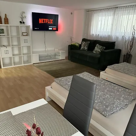 아파트 By Stelwag